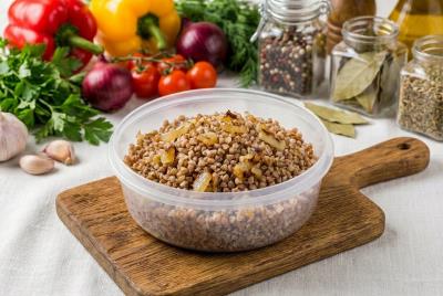 Гречка с луком по-охотничьи