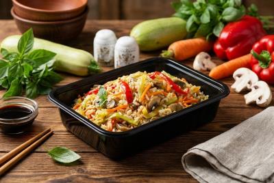 Рис с кабачками, сладким перцем и грибами.