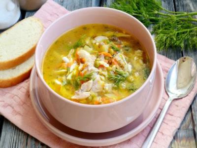 Суп с булгуром, индейкой и зелёным горошком